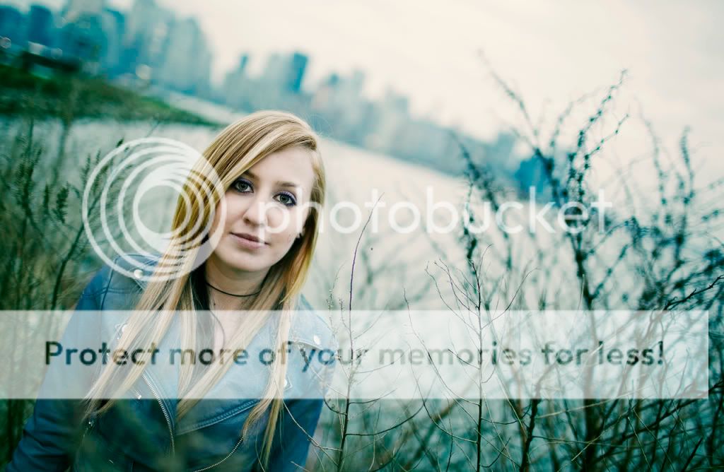 IMAGE: http://i550.photobucket.com/albums/ii411/Lodzinskiw/Kristina-CityBG.jpg