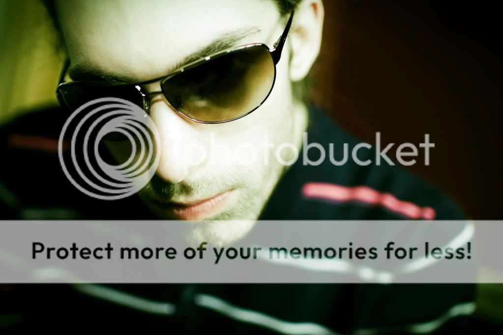 IMAGE: http://i550.photobucket.com/albums/ii411/Lodzinskiw/Portrait-Yellow.jpg